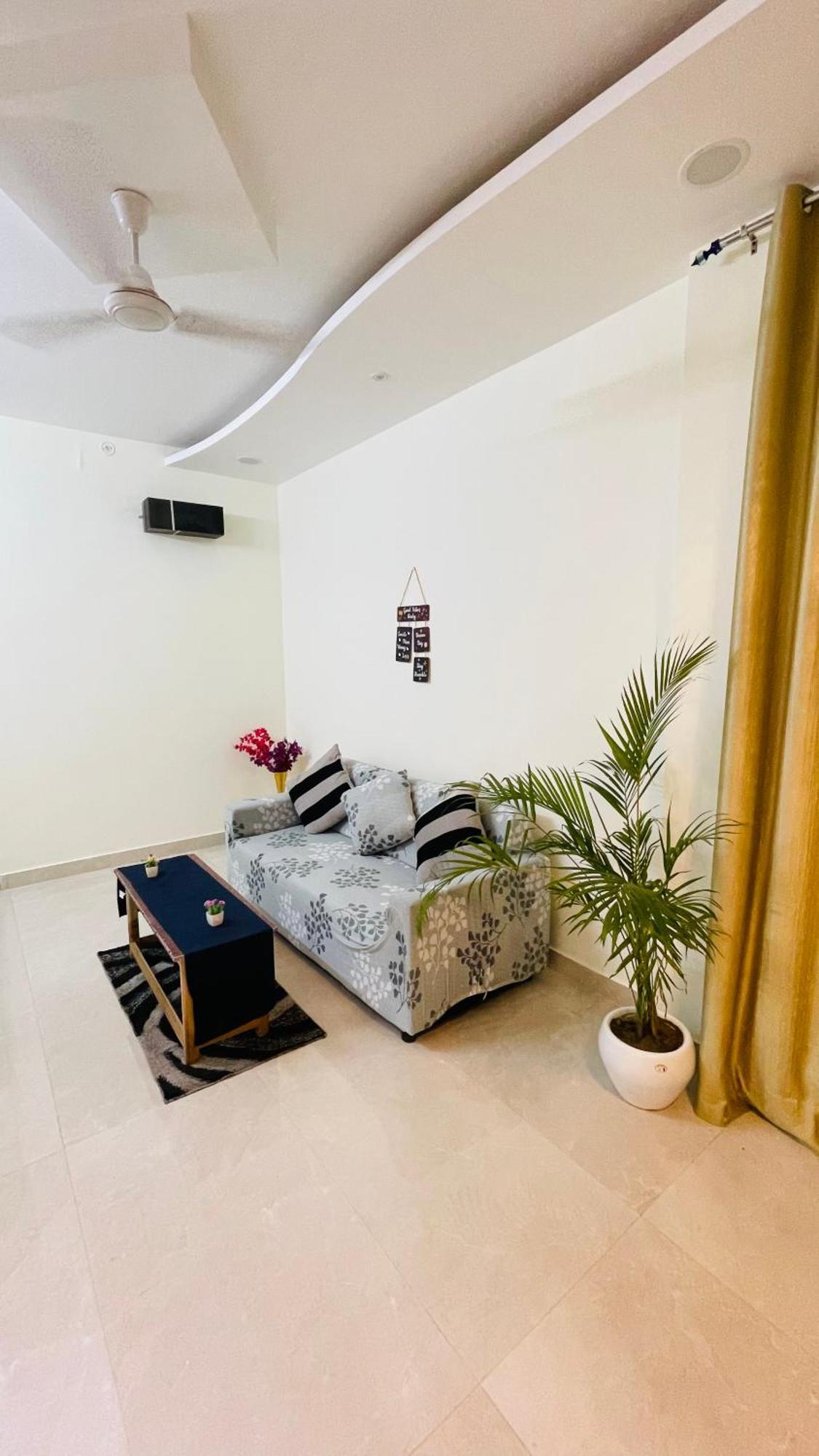 Atulyam Stays Sushant Golf City Lucknow Exterior photo
